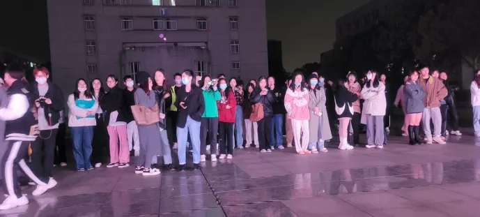 问鼎娱乐