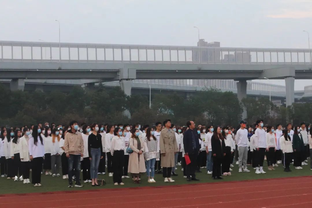 问鼎娱乐