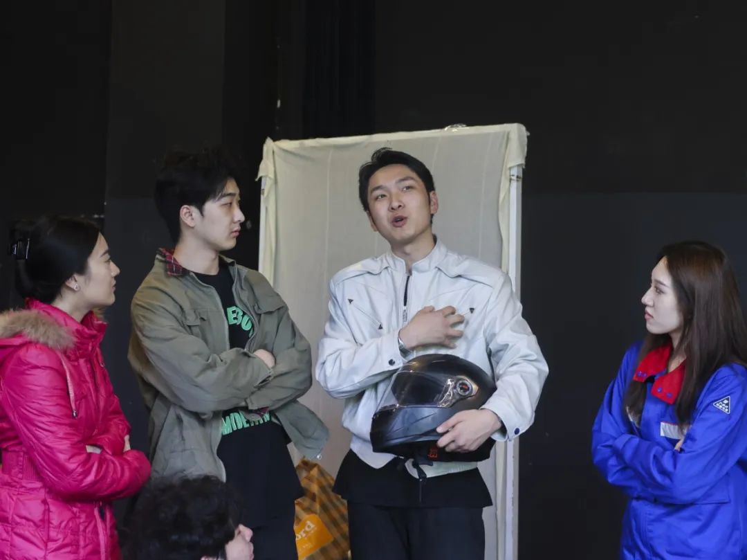 问鼎娱乐