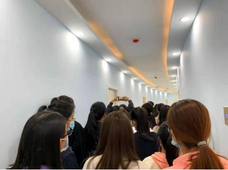 问鼎娱乐