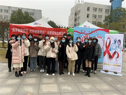 问鼎娱乐