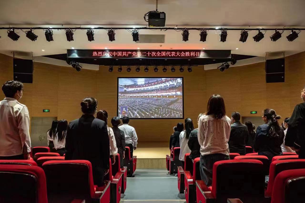 问鼎娱乐