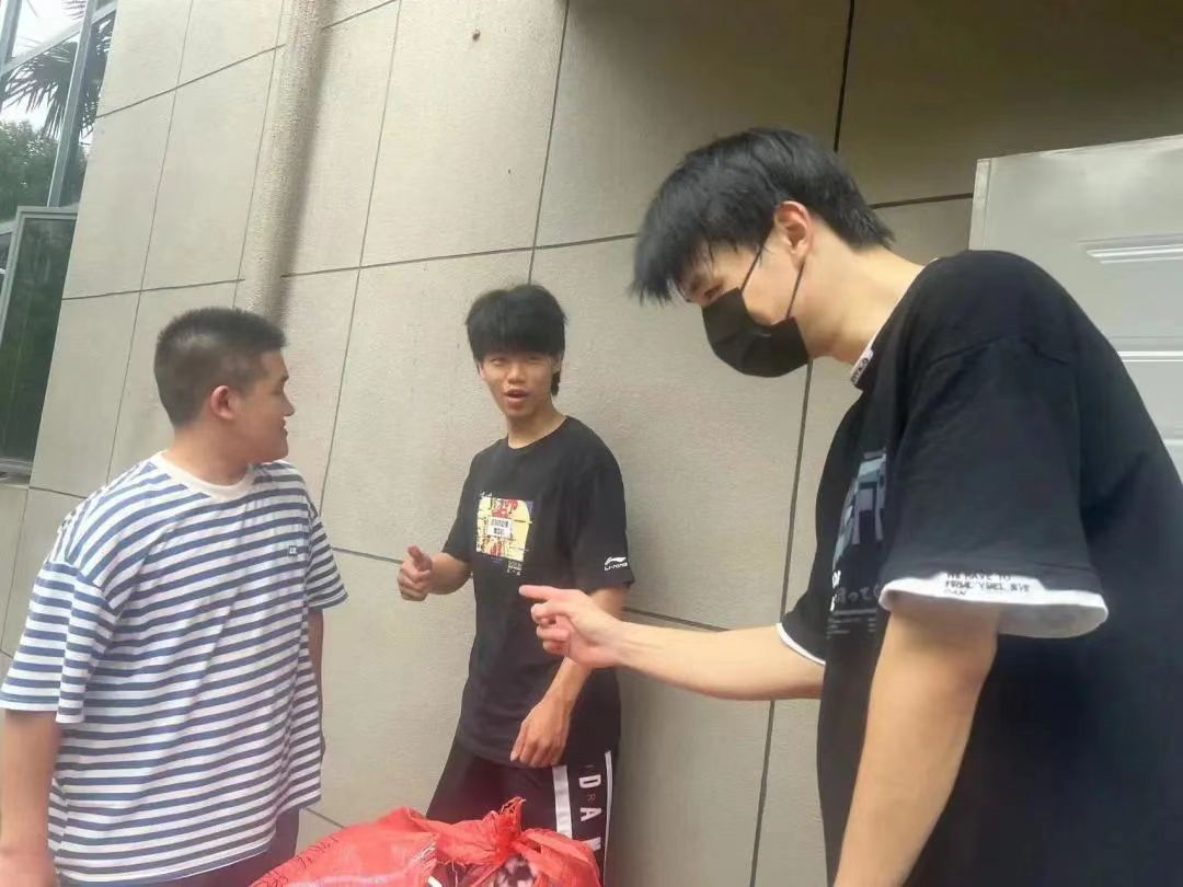 问鼎娱乐