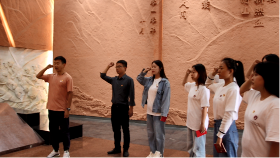 问鼎娱乐