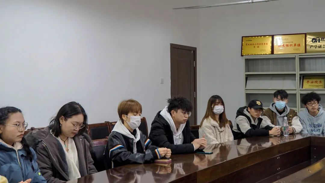 问鼎娱乐