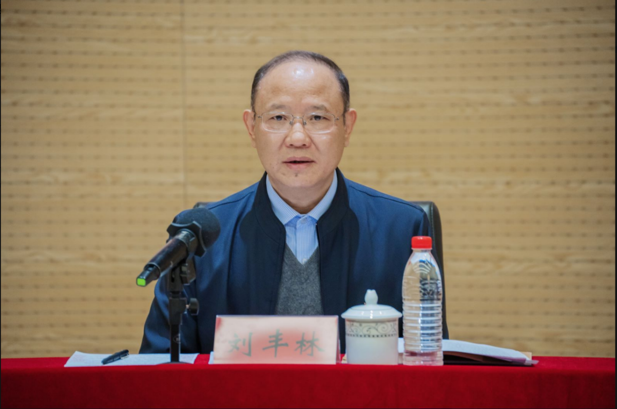 问鼎娱乐