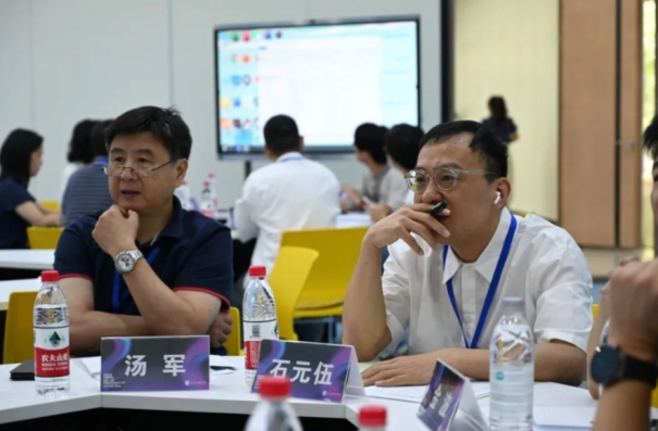 问鼎娱乐